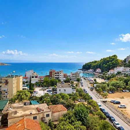 Huge Views 2br Ap X Kitchen, Parking, 2 Min Apartment Himarë